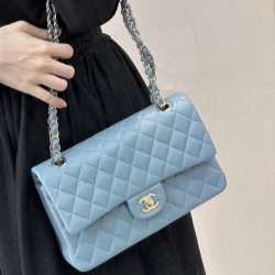 샤넬 클래식 미디움 램스킨 실버