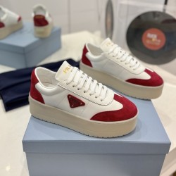 프라다 다운타운 볼드 레더 스니커즈