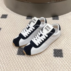 미우미우 플룸 나파 스웨이드 스니커즈