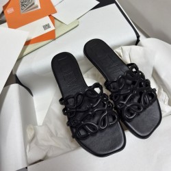 로에베 페탈 애너그램 슬라이드 슬리퍼