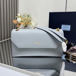 프라다 미디움 가죽 숄더 1BD371