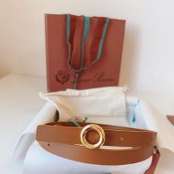 로로피아나 레더 금장 벨트