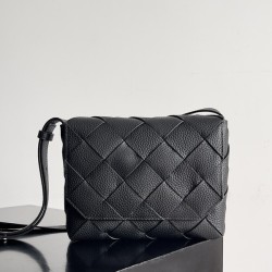 보테가 베네타 디아고 백  블랙