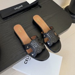 셀린느 트리옹프 뮬