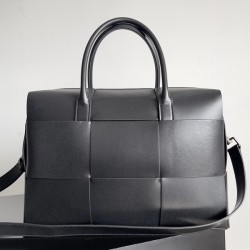 보테가베네타 라지 인트레치아토 카세트 크로스백