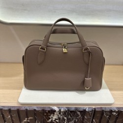 로로피아나 니들 볼링 백