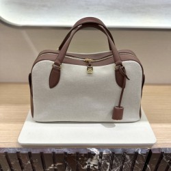 로로피아나 니들 볼링 백