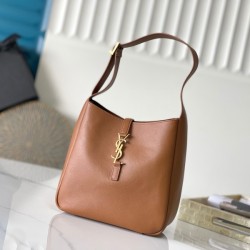 생로랑 713938 카산드라 LE 5 A 7