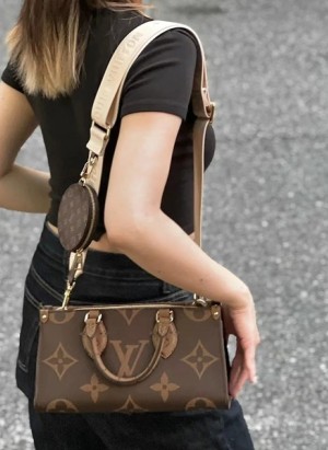 루이비통 온더고 이스트 웨스트 M46653