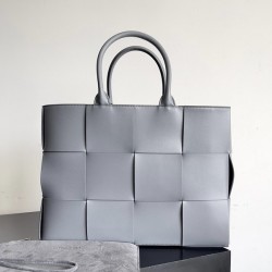 보테가베네타 아르코 토트 37cm