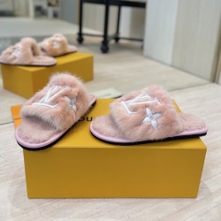 루이비통 25ss (유럽판) 시어링 퍼 뮬 슬리퍼