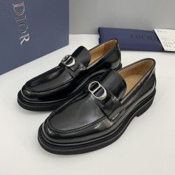 디올 익스플로러 로퍼