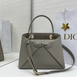 디올 26SS 조나단 앤더슨 타이니 노트