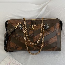 발렌티노 판테아 V로고 팬더 숄더