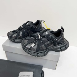 발렌시아가 3XL 스니커즈 에그쉘