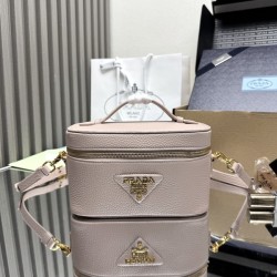 프라다 레더 베니티 코스메틱 케이스 1BH202