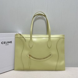 셀린느 카바스 뉴 러기지  글로시 카프스킨 숄더 플랫 123963