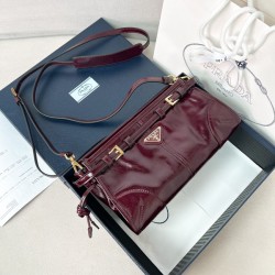 프라다 26FW 보니 스몰 앤틱 레더 토트백 1BH215