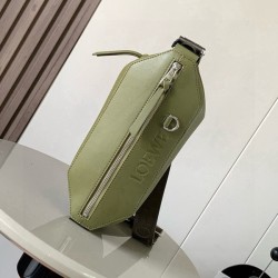 로에베 컨버터블 슬링 클래식 카프스킨 B777NC