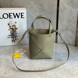 로에베 퍼즐 폴드 미니 토트백