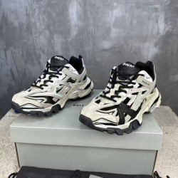 발렌시아가 트랙 2 스니커즈