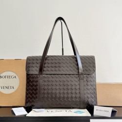 보테가베네타 26SS 인트레치아토 레더 브리프케이스 브라운 795102